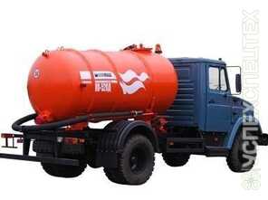  выполнять полив клумб, зеленых насаждений · 