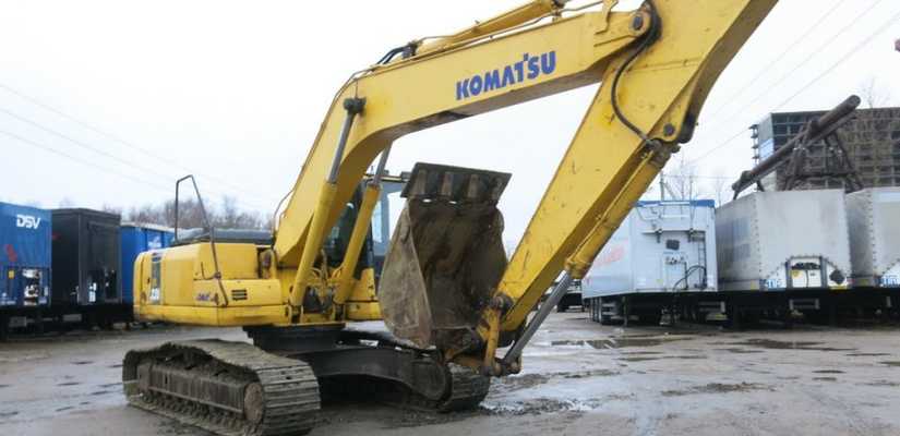 Komatsu · PC220-7 