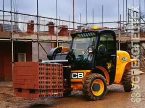 JCB · 520 40