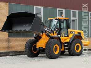 JCB · 456