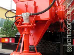 КОММАШ · КО 713Н 40