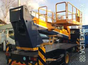 Mitsubishi · Tadano AT200