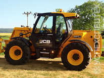 JCB · 541 70