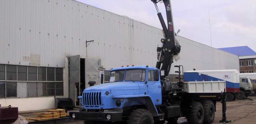 Зил · Hiab 026Т-3