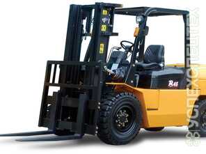 Погрузчик ·  Масса 1.8 т