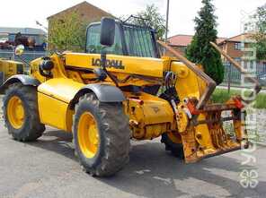 JCB · 528-70