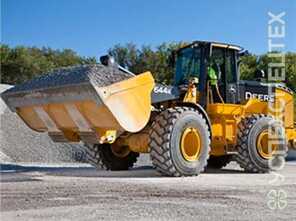 John Deere · Объем ковша от 1.2 до 3 кубов