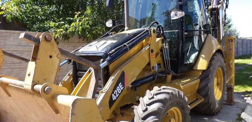 Caterpillar ·  428E