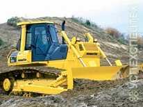 Komatsu · D65