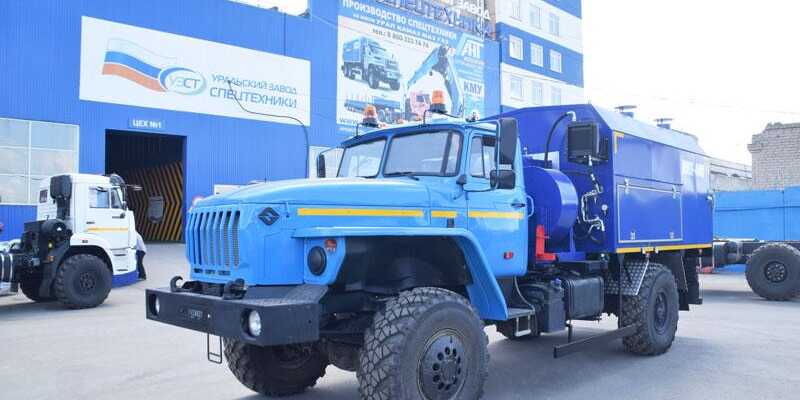 Урал 43206 1112 61 · УМП 400