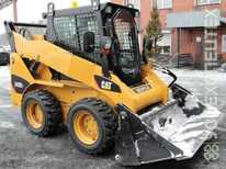 Caterpillar · 242В