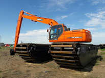 Doosan  · DX225LCA 