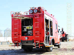 ГАЗ C42R33 · АЦ 1.6-40