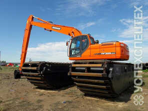 Doosan  · DX225LCA 