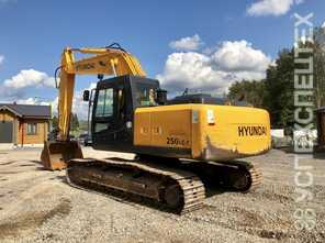 Hyundai · R250NLC-7