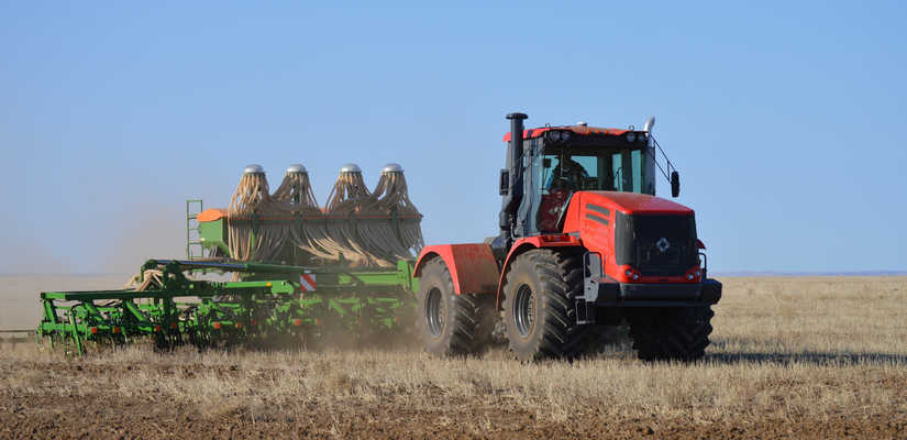 КИРОВЕЦ · К 744 Р3