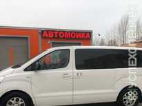 Hyundai · Grand Starex