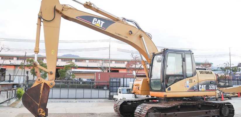 Caterpillar · 320DLRR 