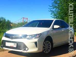 Toyota · Camry 