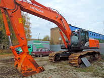 ​Hitachi · ZX 220