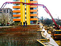 Автобетононасос ·  в технологически сложные конструкции