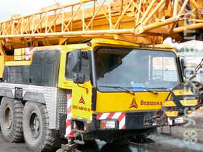 Liebherr  · LTM 1060