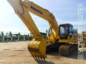 Komatsu · PC 200-7