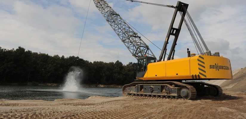 Sennebogen · 670 HD