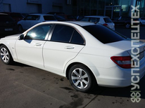 Mercedes-Benz · C 180 