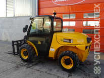 JCB · 520 40