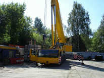 Вес в транспортном положении 84 т · 