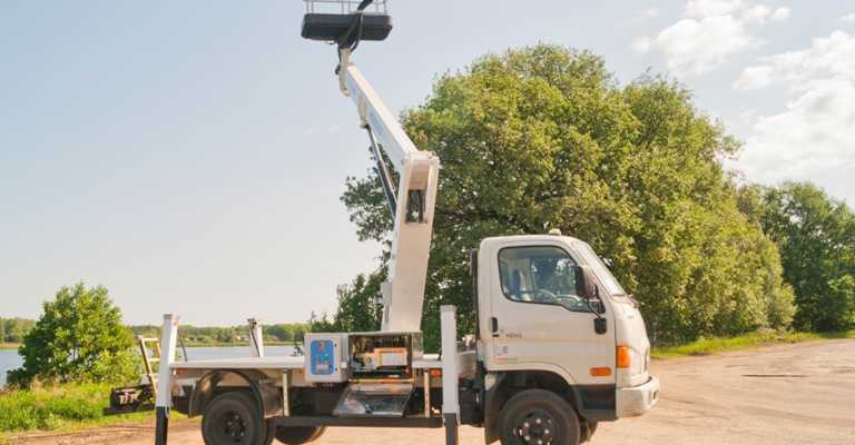 Hyundai  · АГП 18Т