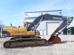Volvo · 240