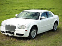 Chrysler · 300C White 
