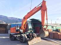 HITACHI · ZAXIS ZX130