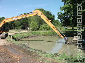 Case · CX130 Long reach