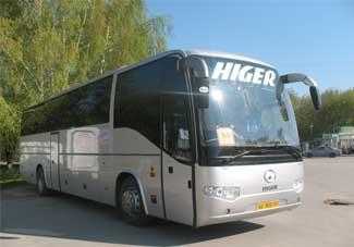 HIGER · Класс автобуса: Большой Число посадочных мест: 32 Общее число мест: 76
