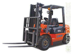 Вилочный-погрузчик · С различной высотой до 12м и грузоподъёмностью до 5т