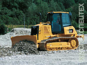  Caterpillar · D6
