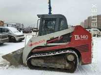 Takeuchi  · TL140 Масса 4,35 т, длина с ковшом 3,7 м.