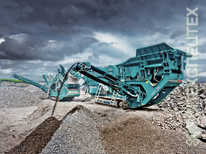 Powerscreen ·  Premiertrak 300 R300