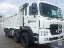 Hyundai · HD370