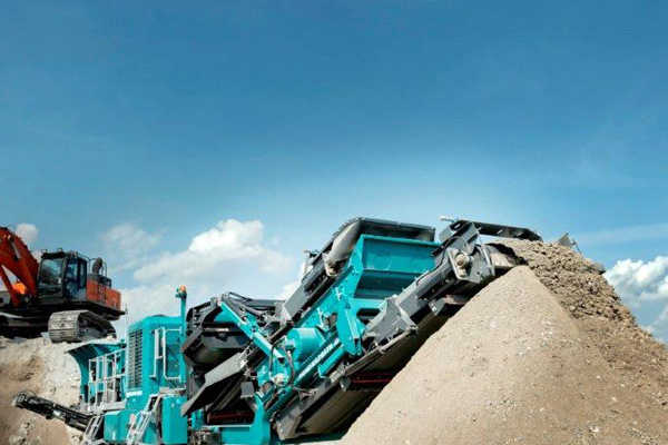  Powerscreen · Trakpactor 260