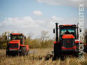 КИРОВЕЦ · К 735