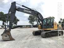 John Deere · 200C LС