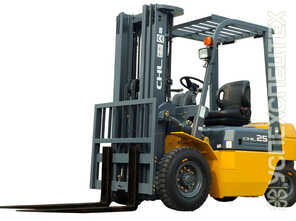  HELI, TCM, KOMATSU, Mitsubishi, HYSTER, DEO, DOOSAN · Грузоподъемность от 1.5 тонн до 8 ми тонн