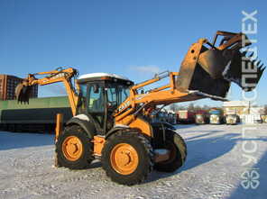 Case  · 695 Super R