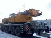 Liebherr  · 200 тн