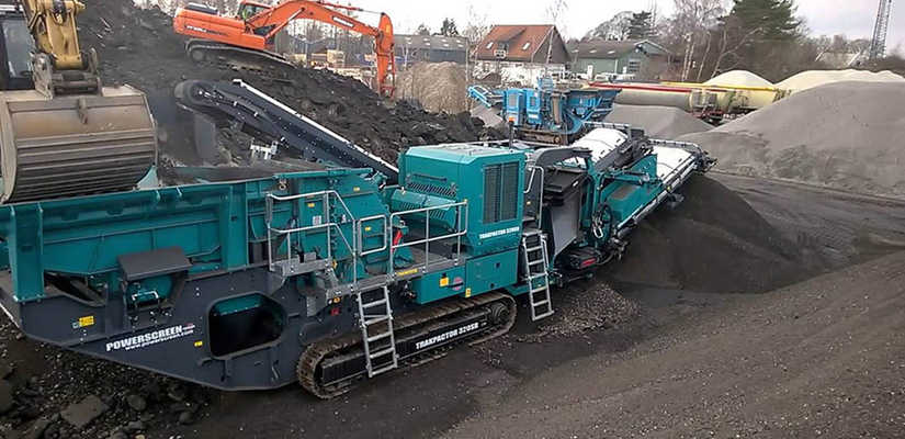 Powerscreen · Trakpactor 320