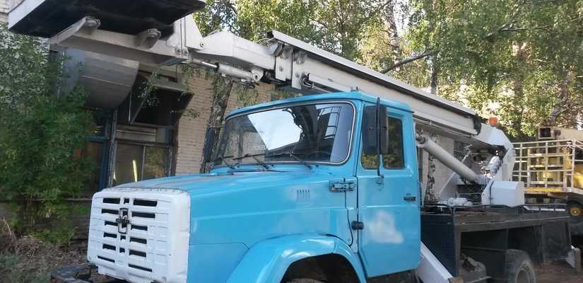 ЗИЛ · АГП-18.04